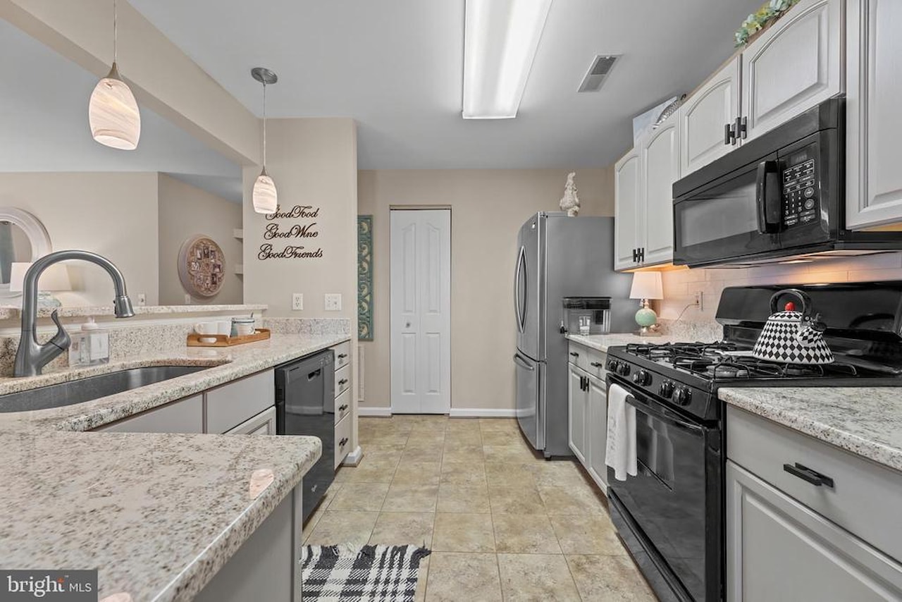 Marina Village -Pink Real Estate for Sale - 7411 Yacht Club Dr #12402 in Berlin Photo 12