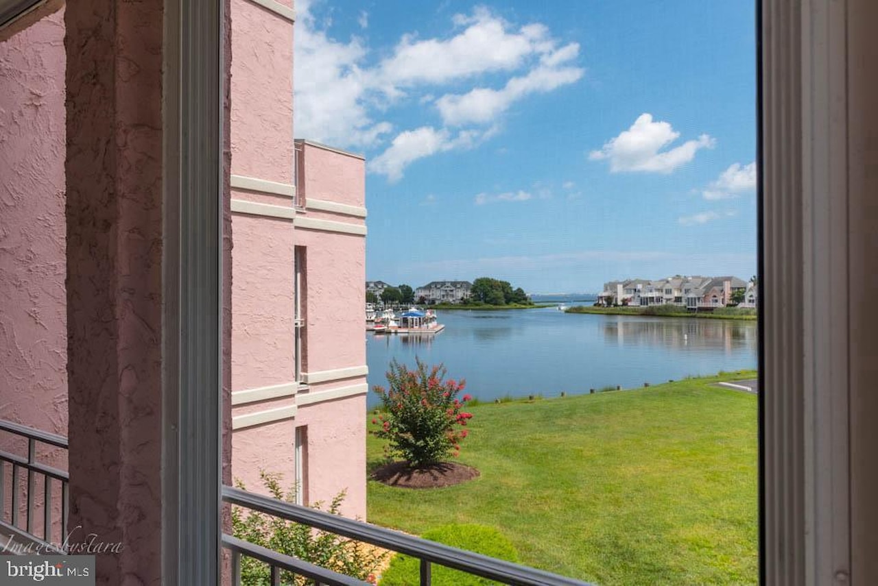 Marina Village -Pink Real Estate for Sale - 7411 Yacht Club Dr #12402 in Berlin