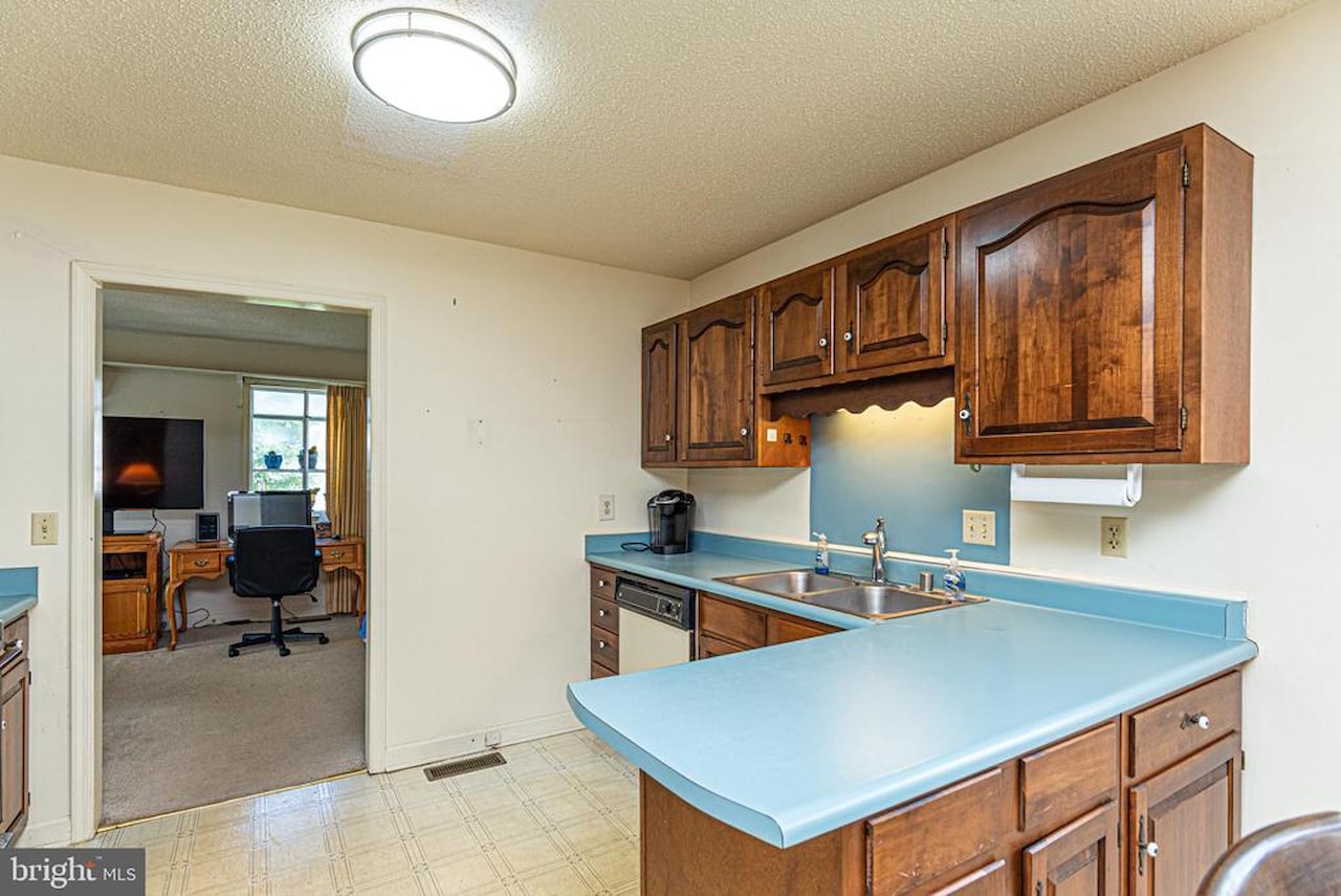 Real Estate for Sale - 2 Heron Isle Ct in Ocean Pines Photo 25