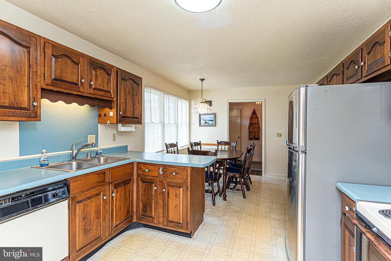 Real Estate for Sale - 2 Heron Isle Ct in Ocean Pines Photo 21