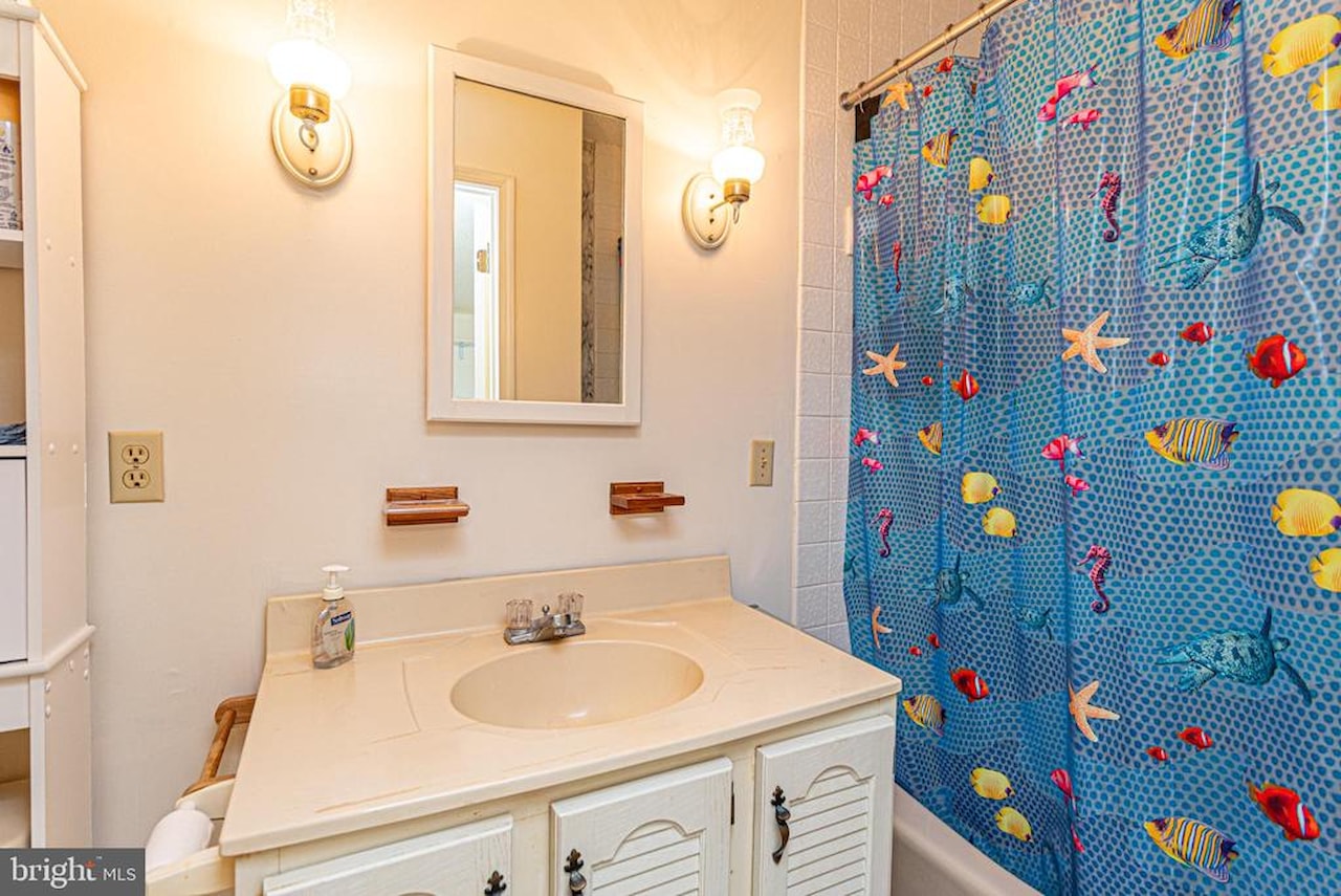  Real Estate for Sale - 2 Heron Isle Ct in Ocean Pines Photo 37