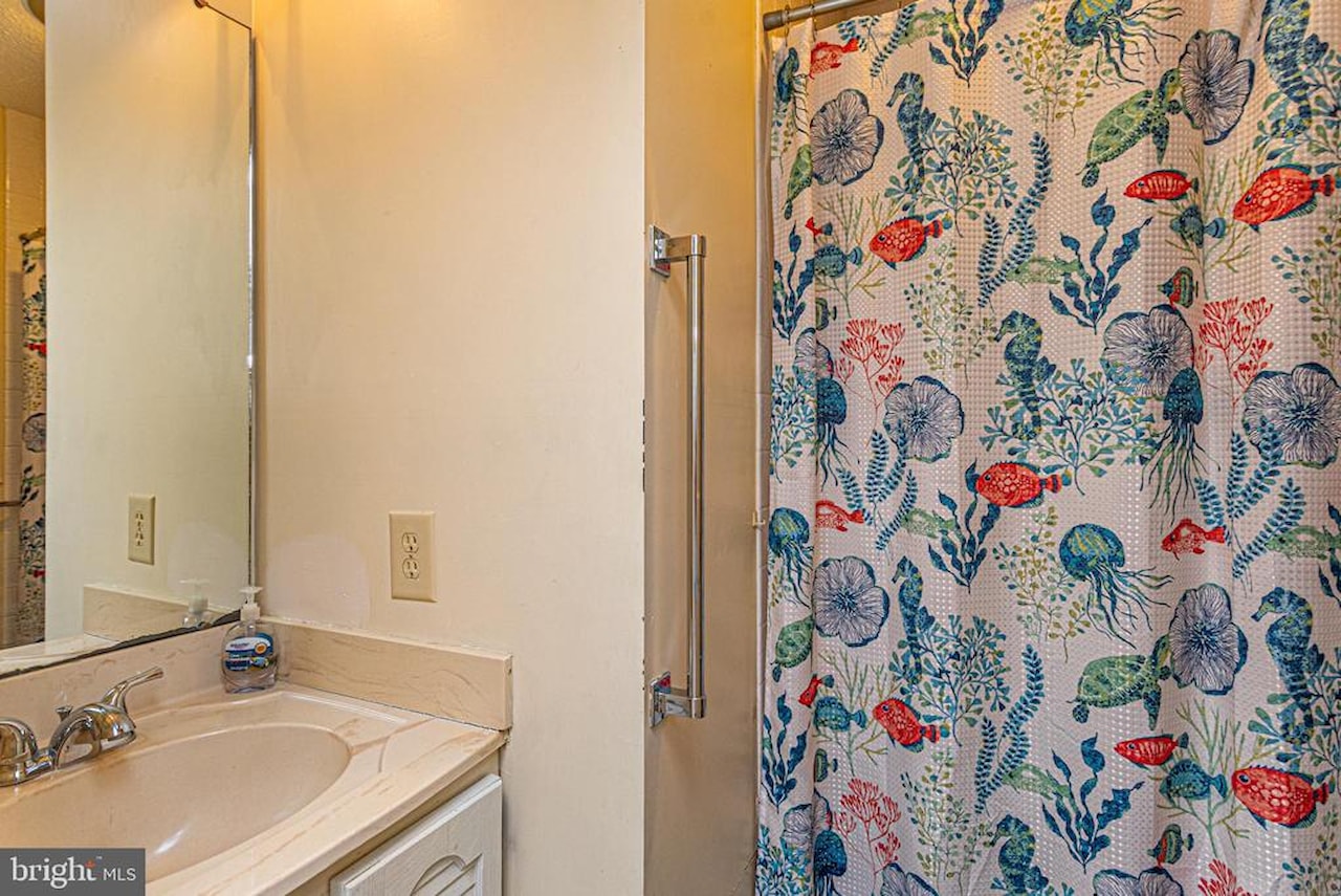  Real Estate for Sale - 2 Heron Isle Ct in Ocean Pines Photo 42