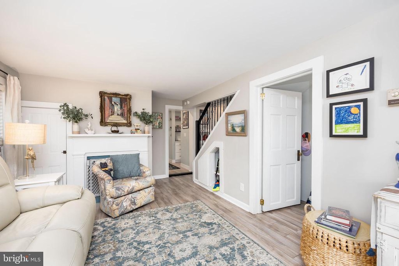  Real Estate for Sale - 300-B W Federal St in Snow Hill Photo 8
