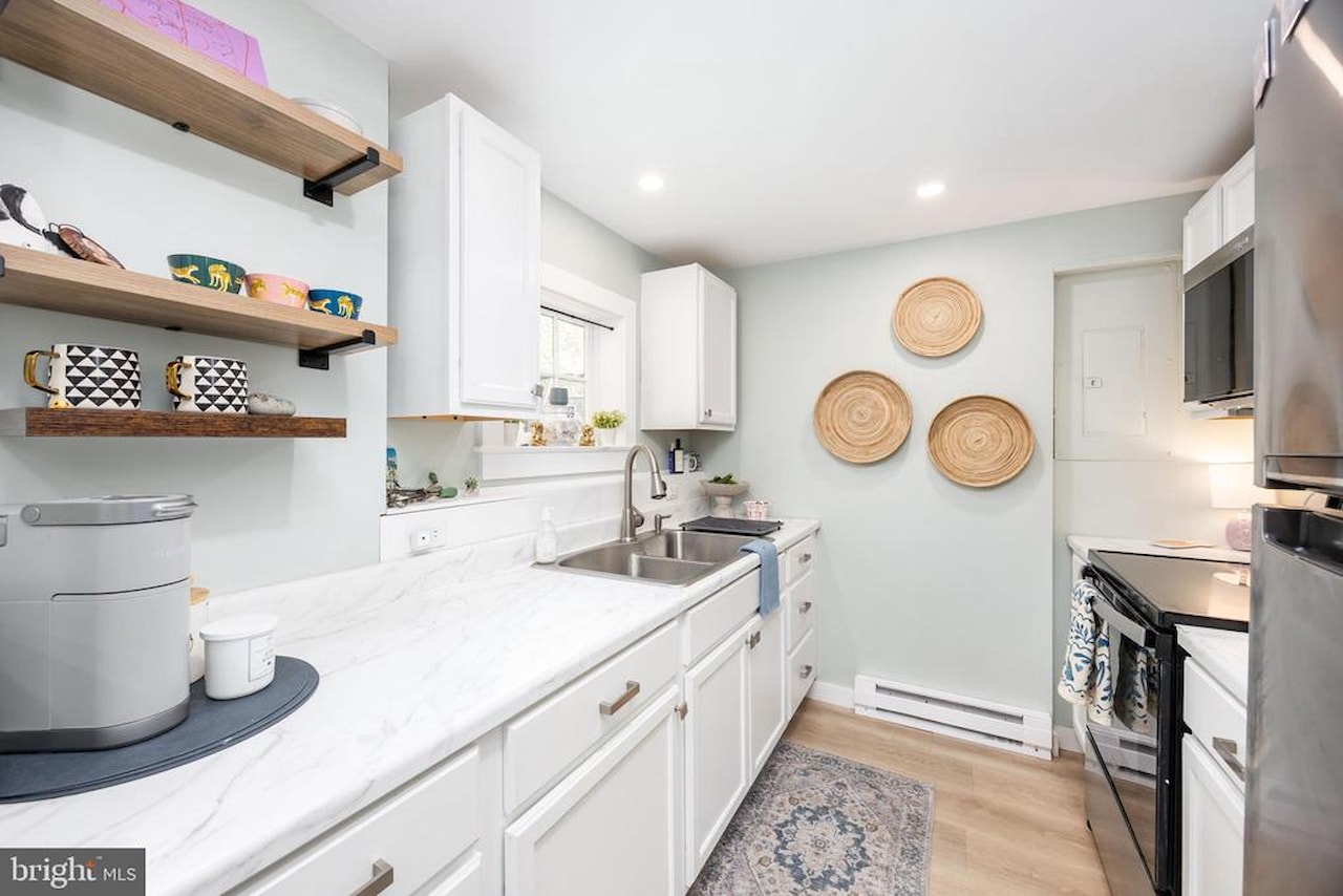  Real Estate for Sale - 300-B W Federal St in Snow Hill Photo 12