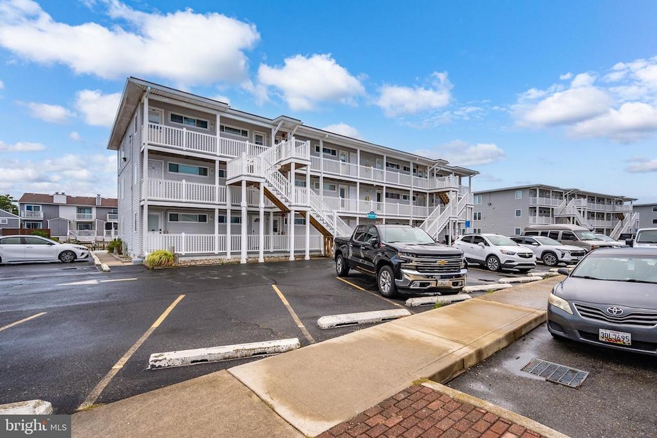 Bayshore Real Estate for Sale - 512 Robin Dr #3 in Ocean City Photo 3
