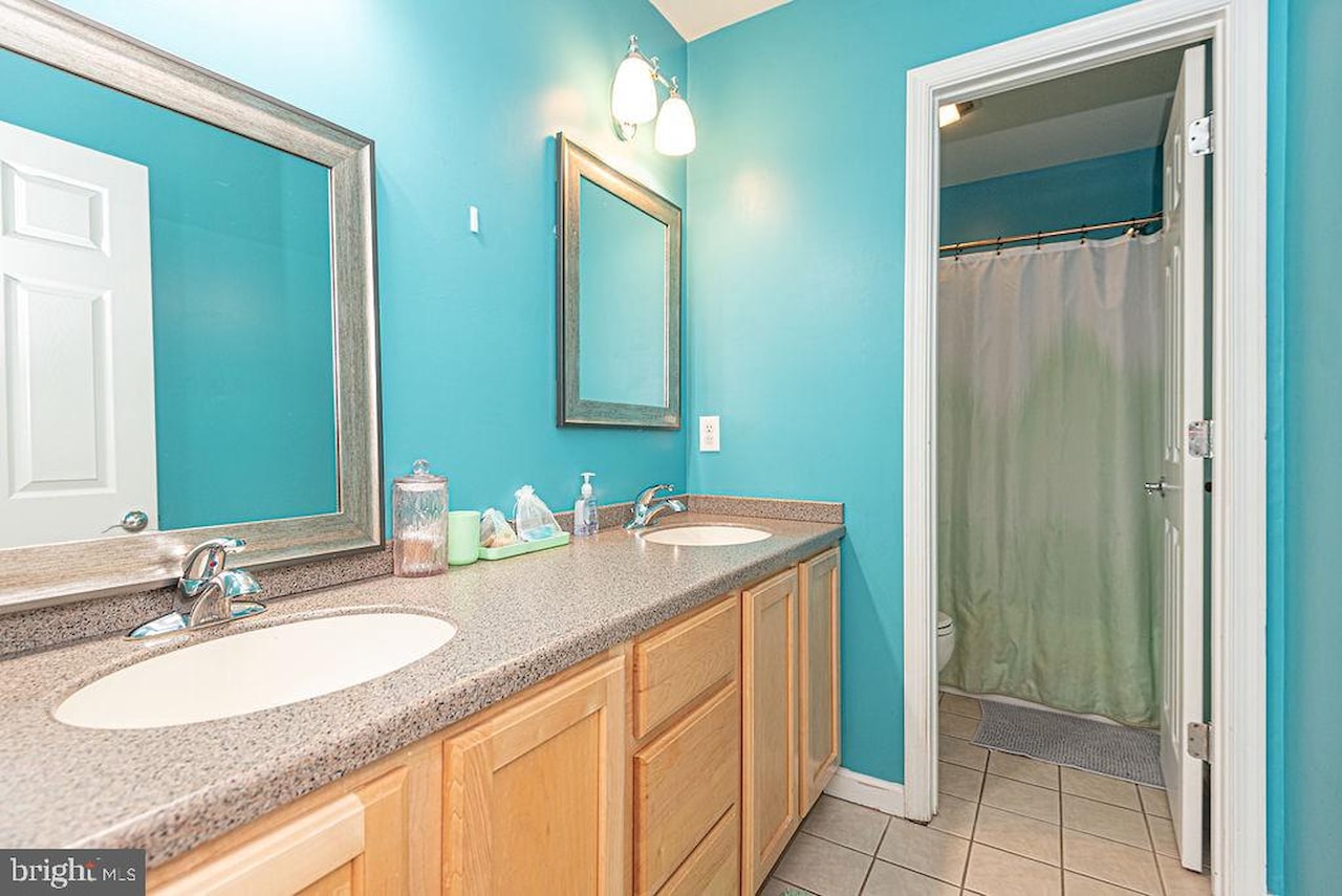  Real Estate for Sale - 10671 Cathell Rd in Berlin Photo 40