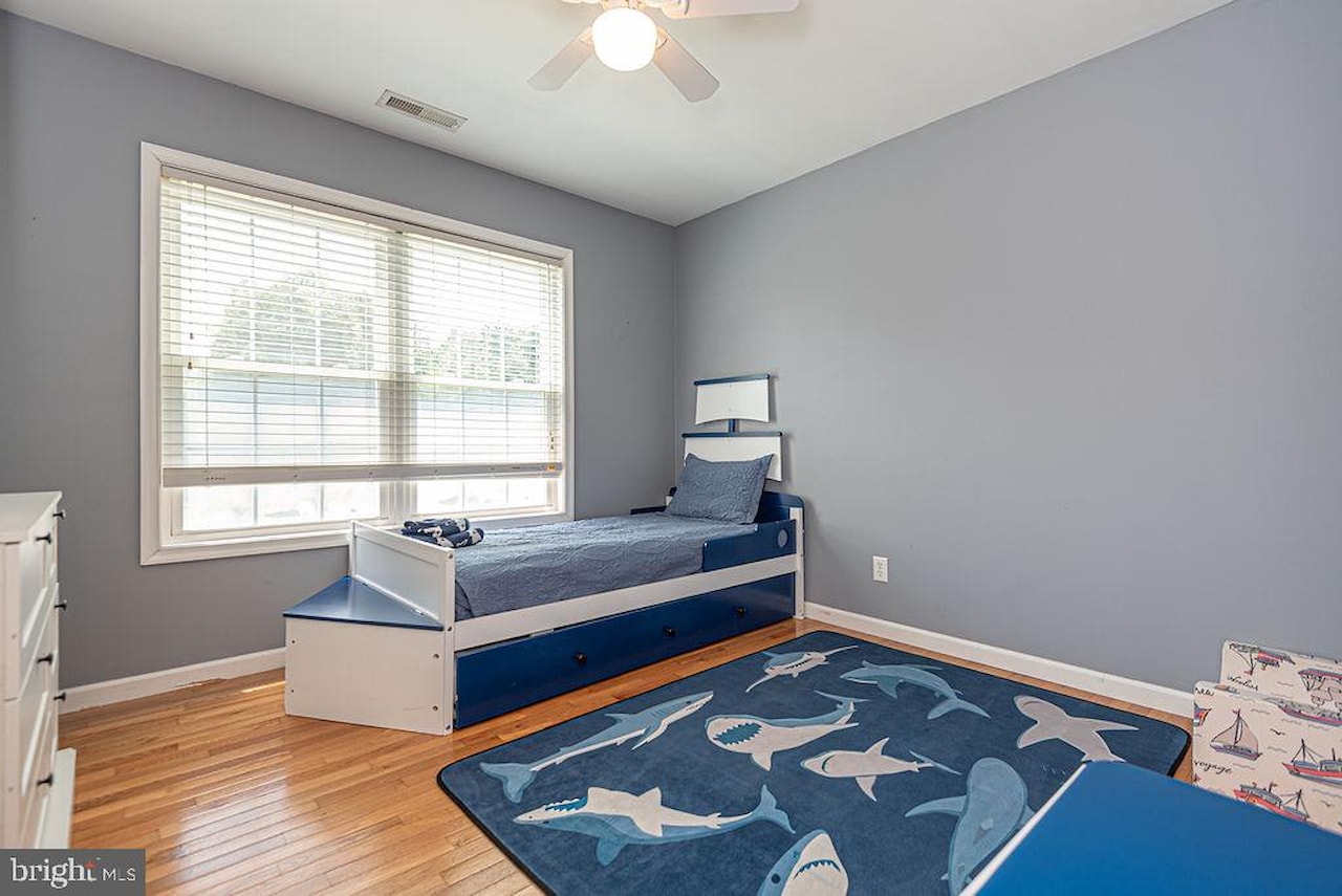  Real Estate for Sale - 10671 Cathell Rd in Berlin Photo 38
