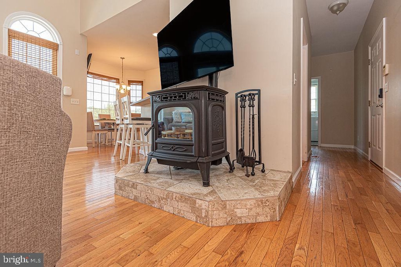  Real Estate for Sale - 10671 Cathell Rd in Berlin Photo 50