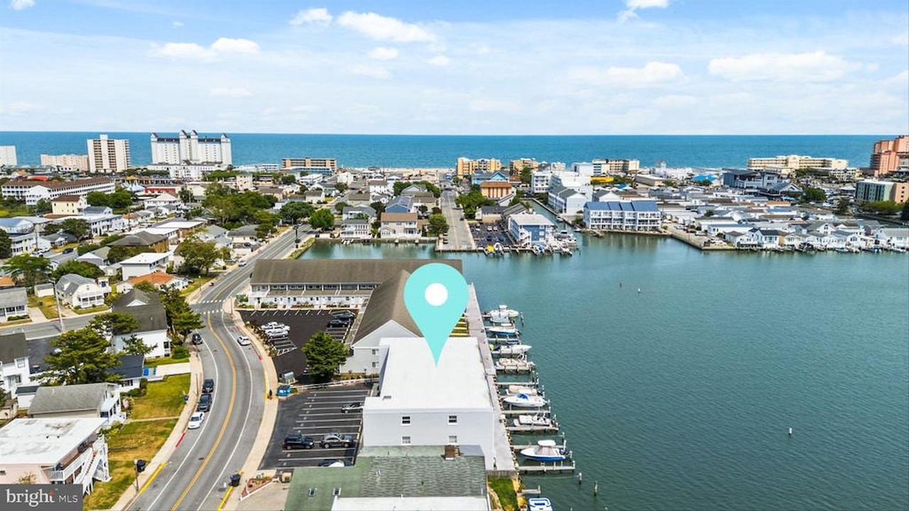 South Shore Real Estate for Sale - 405 Bayshore Dr in Ocean City Photo 3