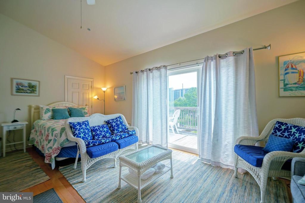 Bethany Beach Inn Real Estate for Sale - 39634 Jefferson Bridge Rd in Bethany Beach Photo 3