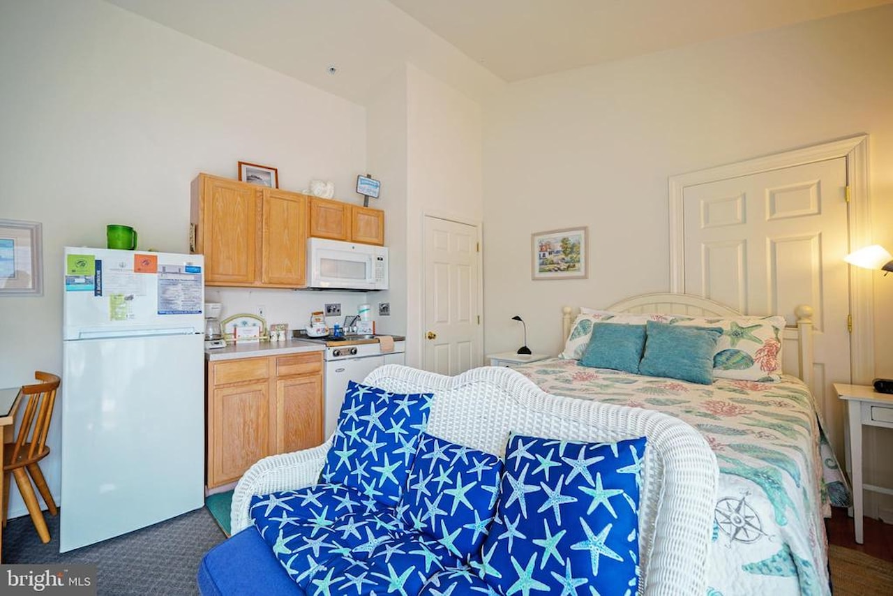 Bethany Beach Inn Real Estate for Sale - 39634 Jefferson Bridge Rd in Bethany Beach Photo 5