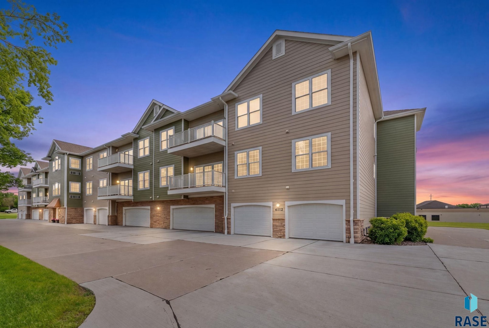 Front exterior view of 6112 S Avalon Ave #208, Sioux Falls, SD