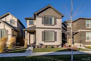 Mccall Landing Homes For In Bend Or Oregon Real Estate 20776 Boulderfield Avenue Bend Or 97701