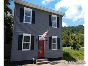 923 Walnut St Madison, IN 47250