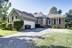 4024 Pleasant Glen Dr Louisville, KY 40299