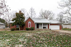 171 Jasper Ln Mt Washington, KY 40047