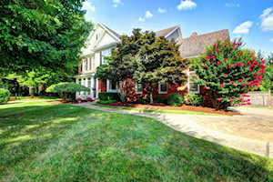 6402 Keith Springs Cir Louisville, KY 40207