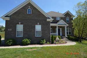 305 Renn Ct Louisville, KY 40245