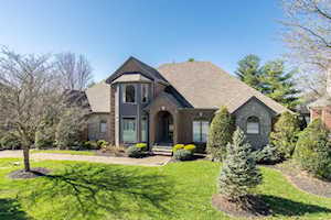 308 Pepperbush Rd Louisville, KY 40207