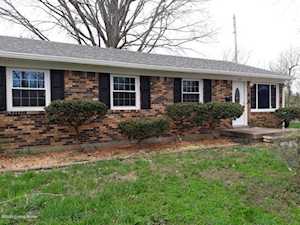 5416 Rayburn Rd Louisville, KY 40272