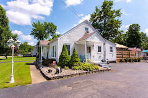 5437 Bruce Ave Louisville, KY 40214