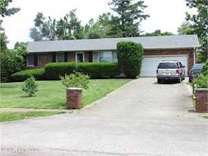 872 N Woodland Dr Radcliff, KY 40160