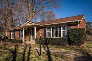 211 Dunbar Pl Louisville, KY 40243