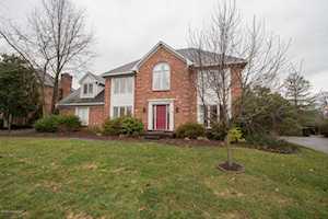 6702 Fallen Leaf Cir Louisville, KY 40241