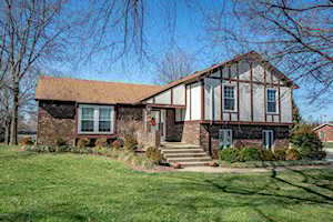 150 Winding Way Shelbyville, KY 40065
