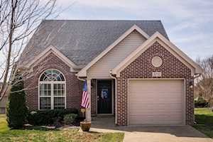 8710 Chetwood Trace Dr Louisville, KY 40291