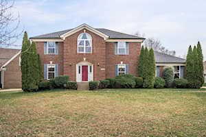13428 Forest Springs Dr Louisville, KY 40245