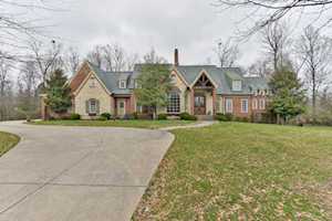 12354 Forest School Ln Anchorage, KY 40223