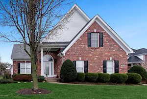 4602 Oak Forest Rd Louisville, KY 40245