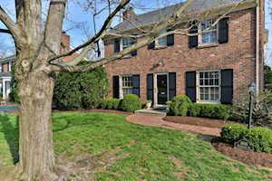 3908 Brookfield Ave Louisville, KY 40207