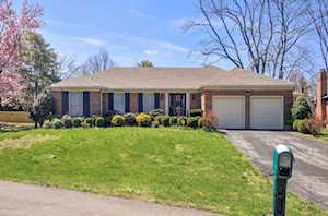 506 Langholm Pl Louisville, KY 40243