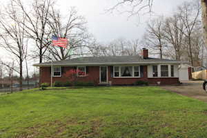 274 First St Mt Washington, KY 40047