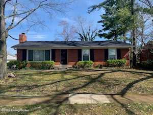 9409 Tiverton Ct Louisville, KY 40242