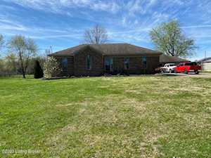 6616 Bethany Ln Louisville, KY 40272
