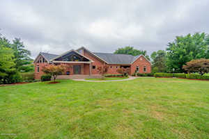 4510 N Camden Ln Crestwood, KY 40014