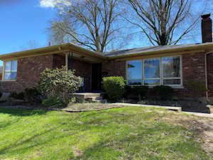 1428 Hobart Dr Louisville, KY 40216