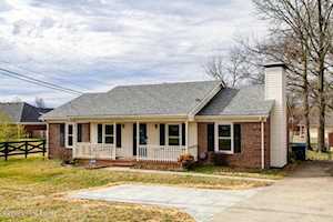 5416 Lovers Ln Louisville, KY 40299