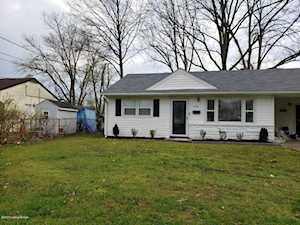 7203 Ethan Allen Way Louisville, KY 40272