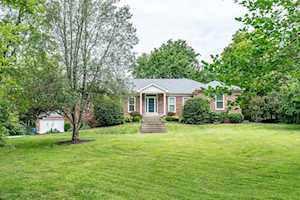 2005 Haney Dr La Grange, KY 40031