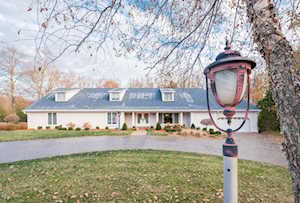 3010 Ridgewood Dr Floyds Knobs, IN 47119