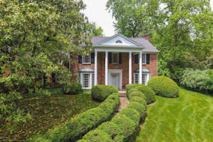 119 Arrowhead Rd Louisville, KY 40207