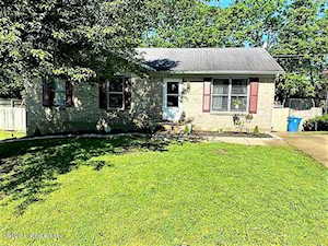 102 White Oak Rd Shelbyville, KY 40065