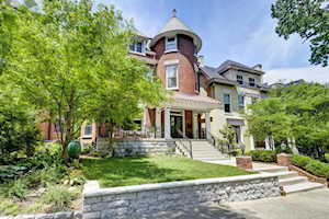 2117 Cherokee Pkwy Louisville, KY 40204