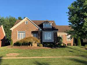 1015 Lodge Hill Rd Louisville, KY 40223