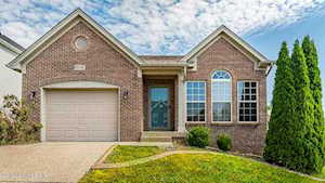 8719 Chetwood Trace Dr Louisville, KY 40291