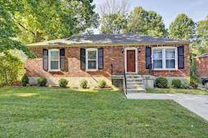 9712 Fairground Rd Louisville, KY 40291